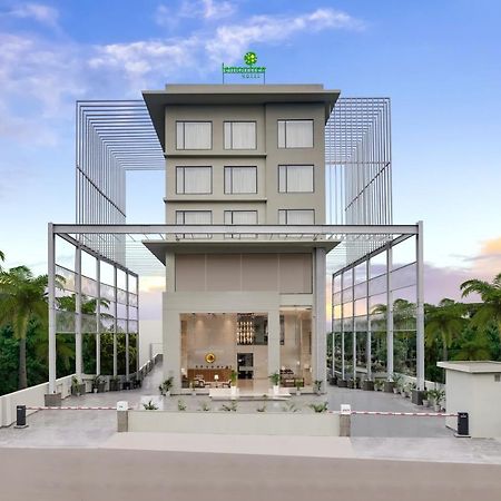 Lemon Tree Hotel, Haridwar Exterior photo