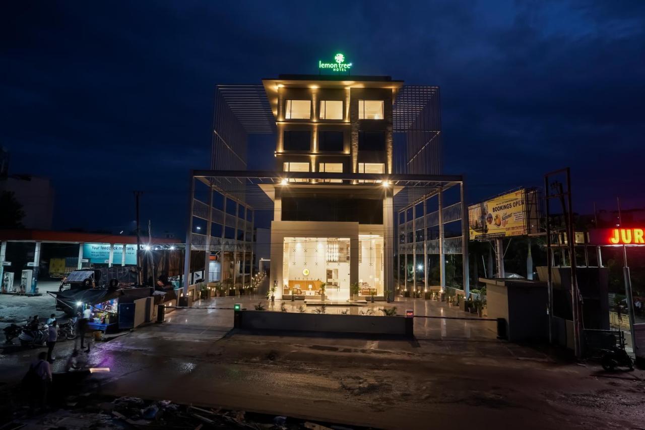 Lemon Tree Hotel, Haridwar Exterior photo