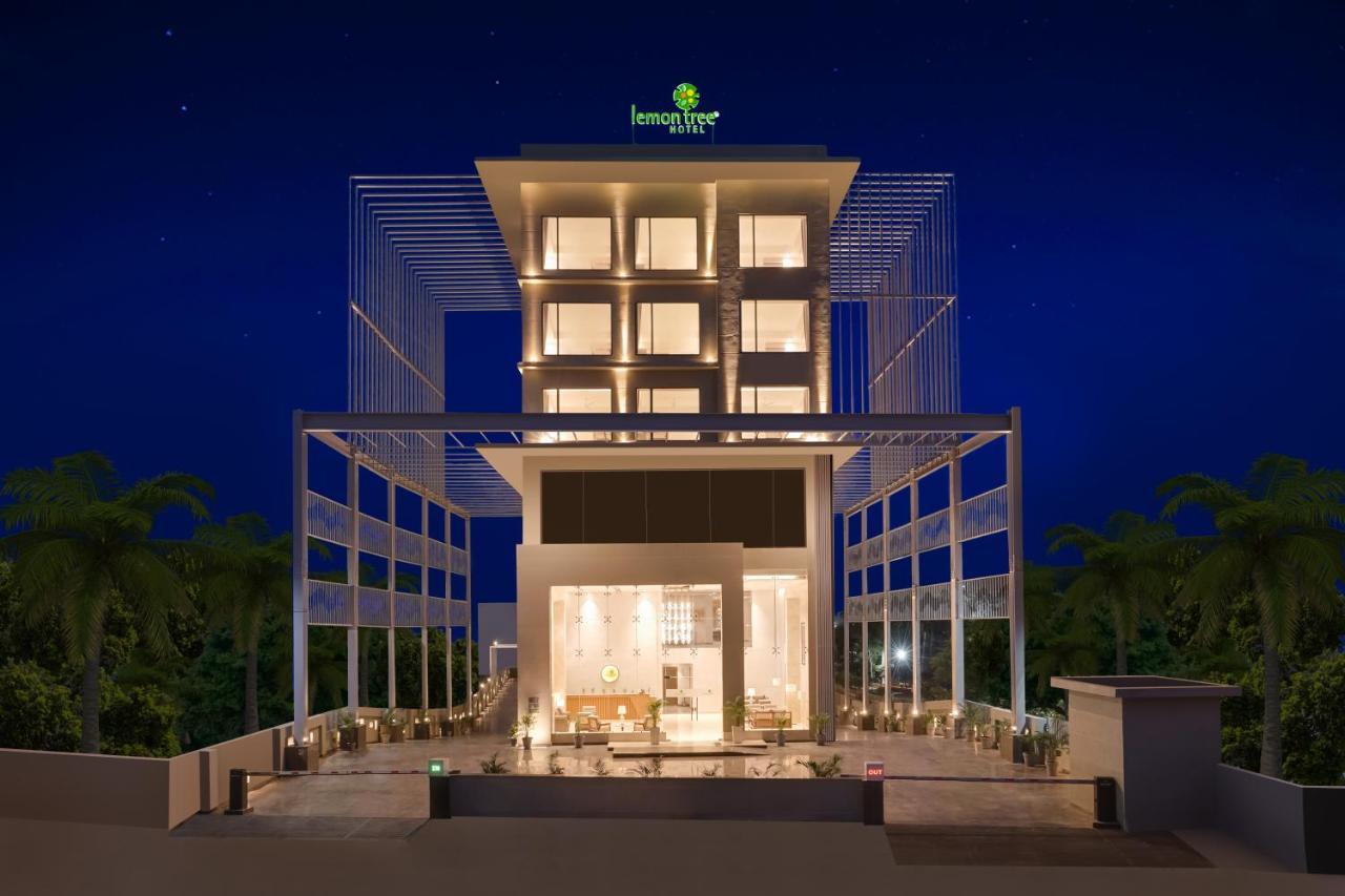 Lemon Tree Hotel, Haridwar Exterior photo