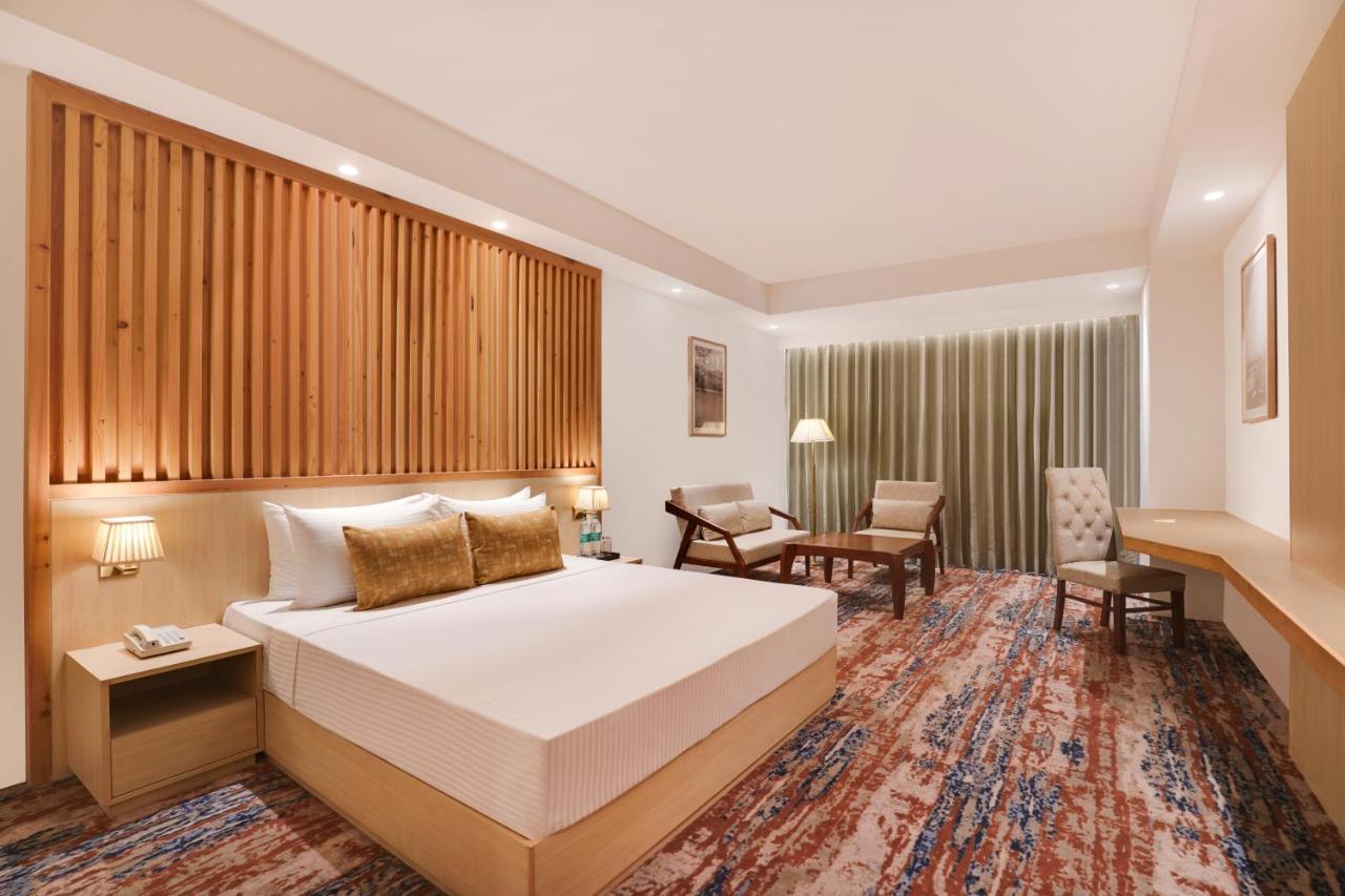 Lemon Tree Hotel, Haridwar Exterior photo